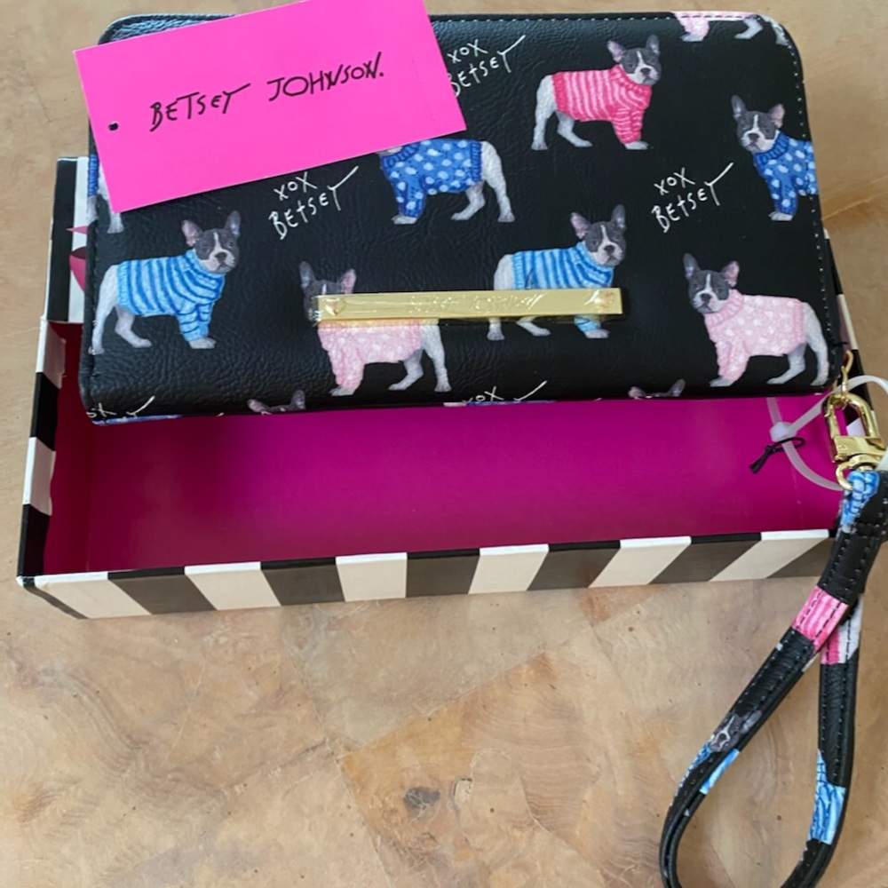 Betsy Johnson French Bulldog Dog wallet new in box